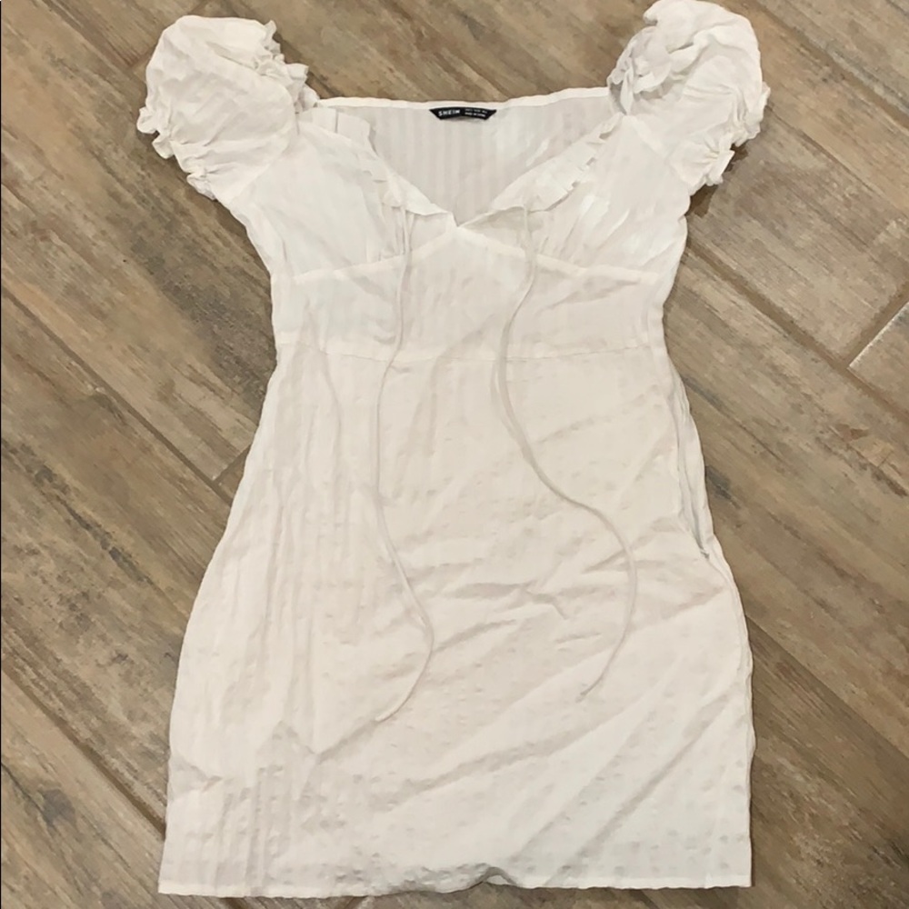 White body con dress